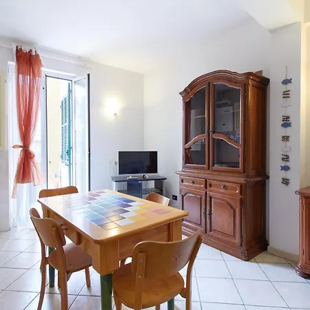 Rivierarent Limone Apartamento *